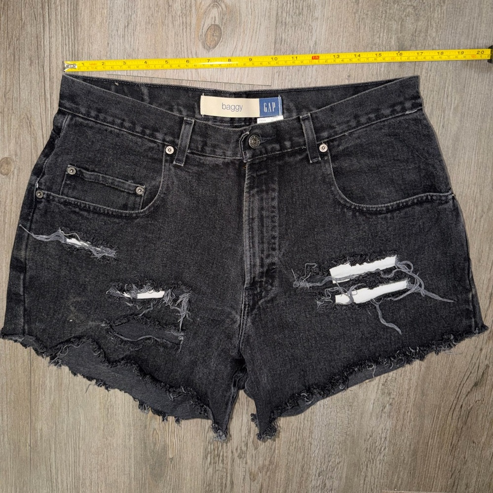 denim cut off shorts Vintage Gap Jeans